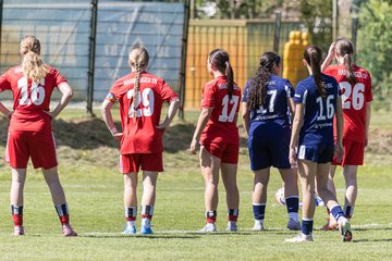 Bild 190 - wBJ Hamburger SV - Hertha BSC : Ergebnis: 5:2